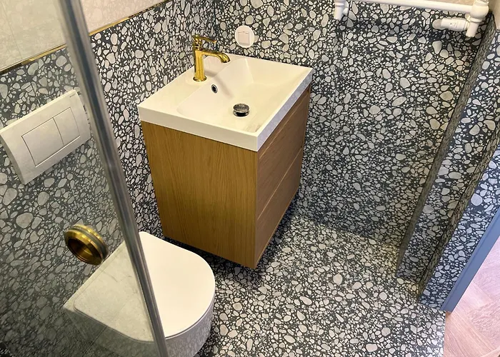 Center Deluxe Blue * Warsaw